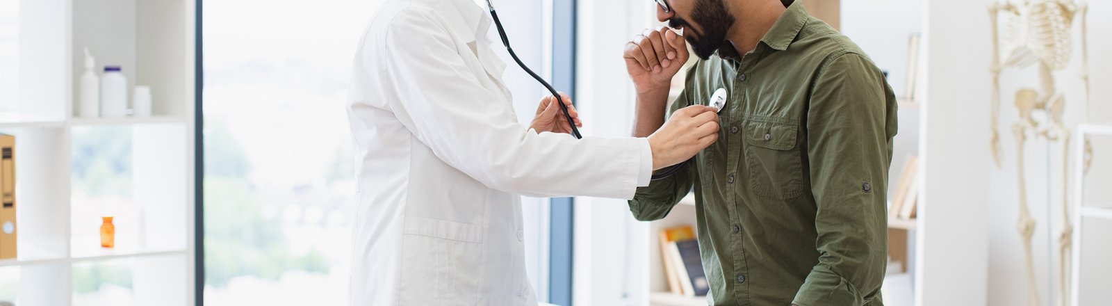 ¿Qué es la bronquitis y cómo diferenciarla de un resfriado?